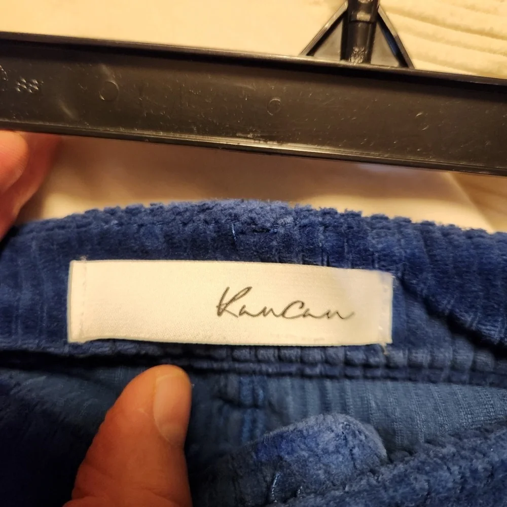 NWT KanCan Women’s Blue Wide Whale Corduroy Boot Cut Pants‎ Stretch Soft Winter